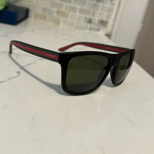 Unisex Gucci Sunglasses